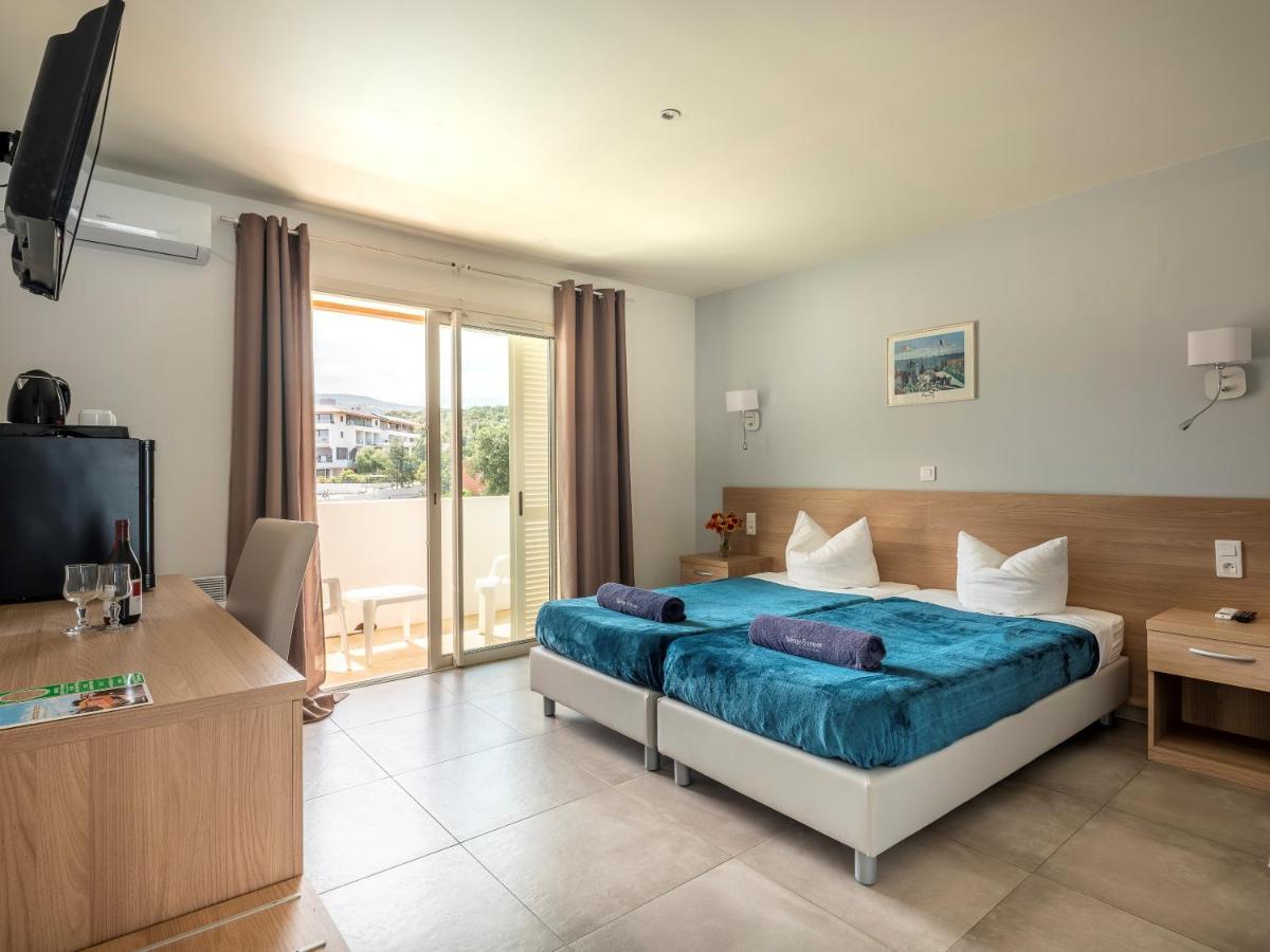 Ferienhotel Maristella Algajola  Exteriör bild