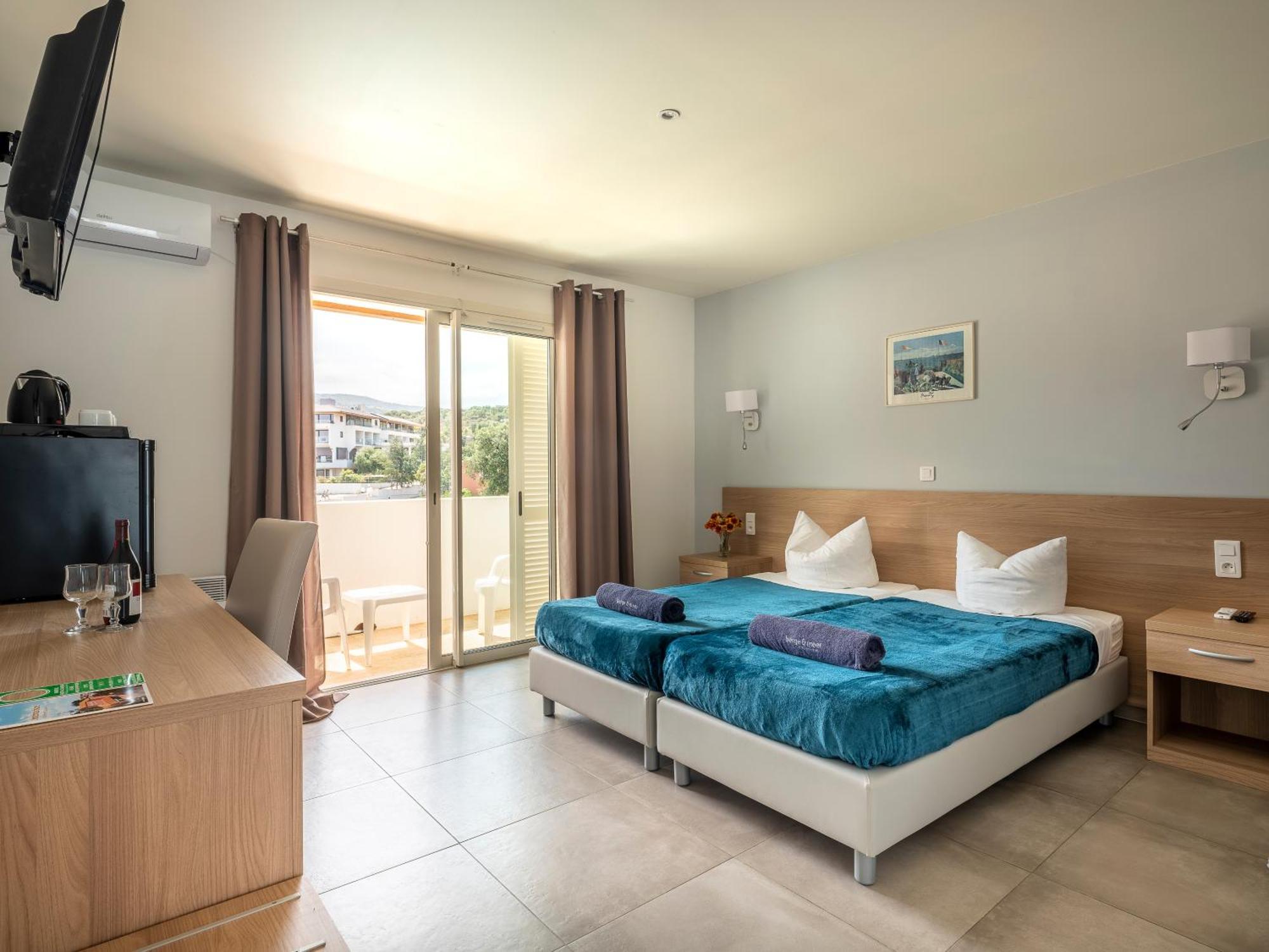 Ferienhotel Maristella Algajola  Exteriör bild