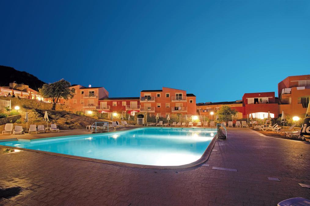 Ferienhotel Maristella Algajola  Exteriör bild